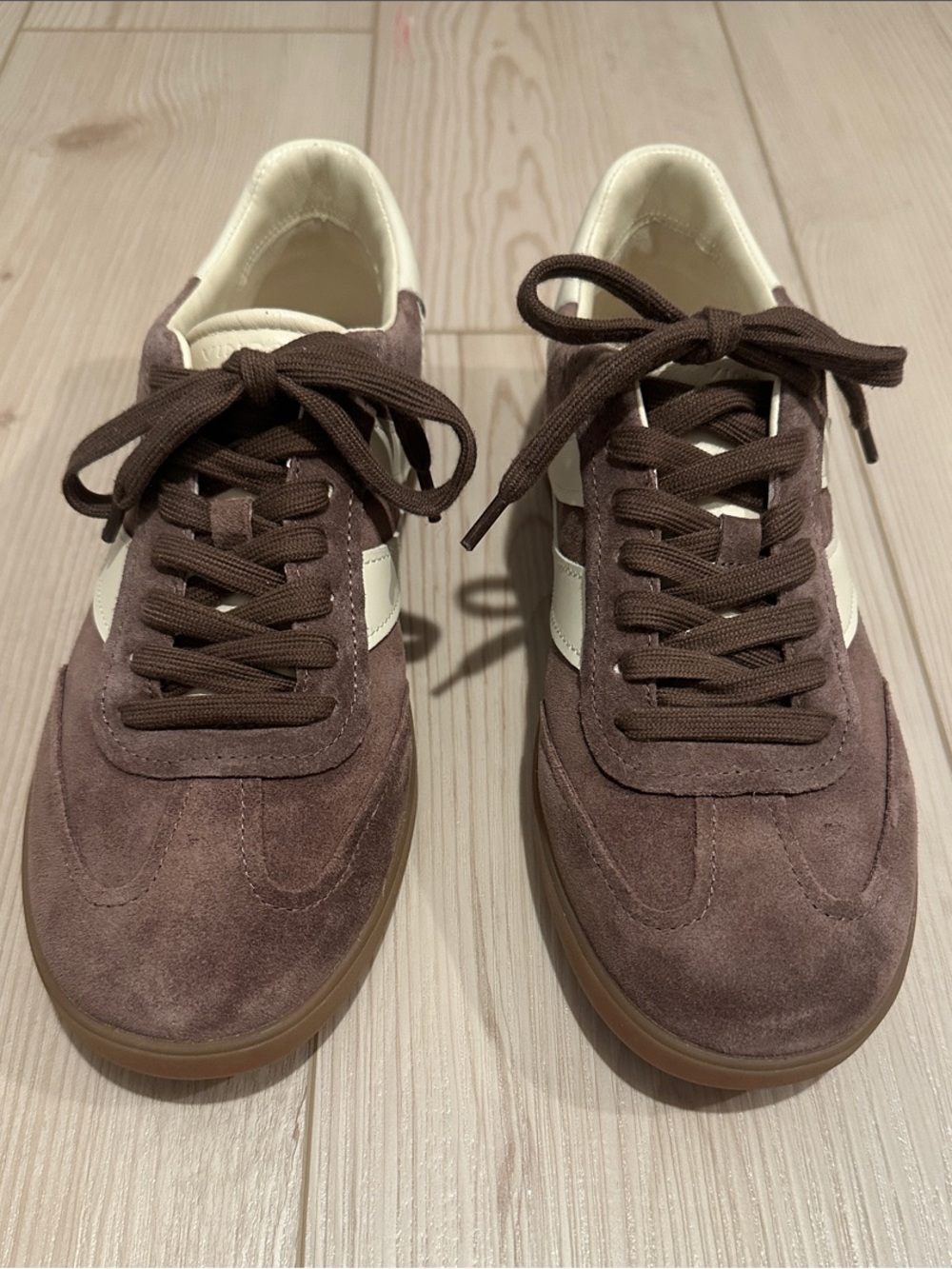 Women’s Vince Oasis Suede Sneakers in Koala Taupe